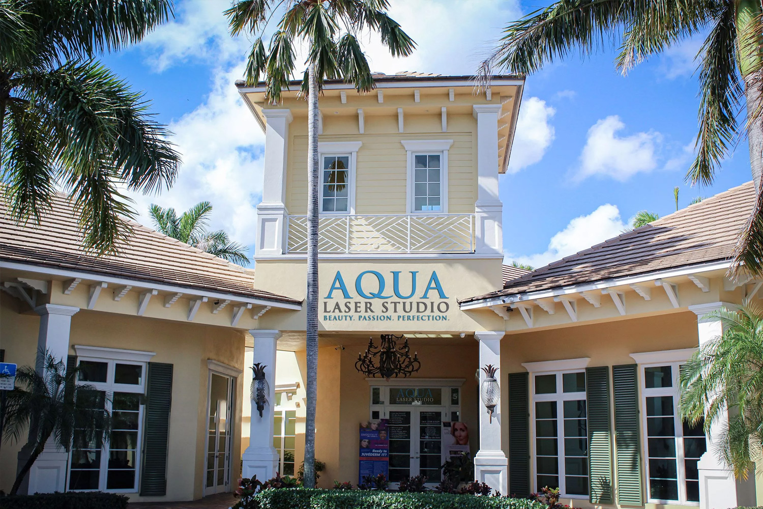 Outside photo of Aqua Laser Studio located in Jupiter, Florida